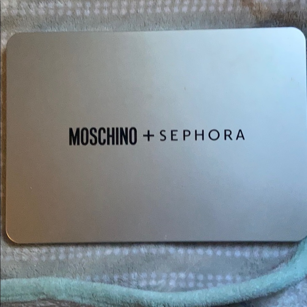 Moschino + Sephora Pallet